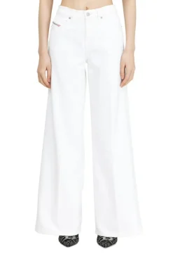 1978 D-Akemi 09N92 Flare Jeans, Bright White, W31/L32