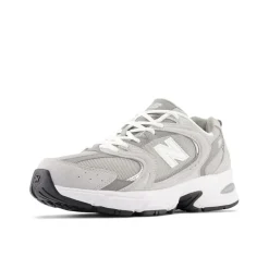 530 Sneakers, Raincloud Shadow Grey/ Silver Metallic, 39.5