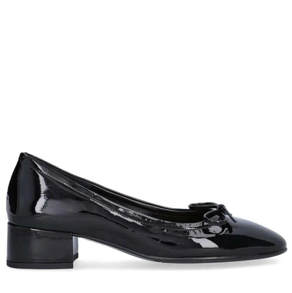 A8059 Pumps, Black Patent, 41