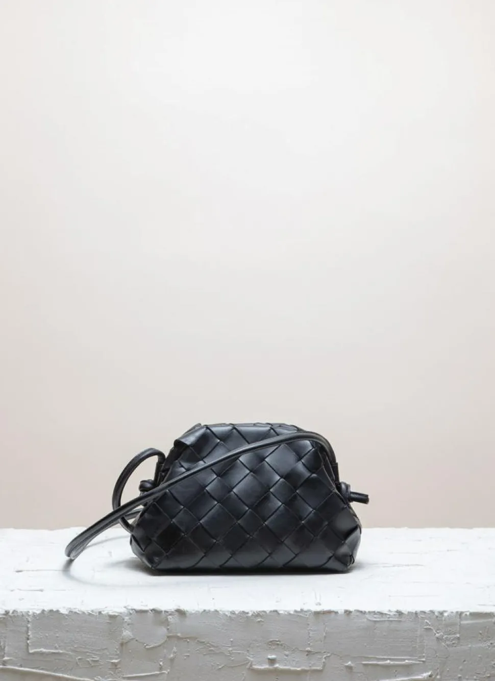 Aimee Clutch, Black