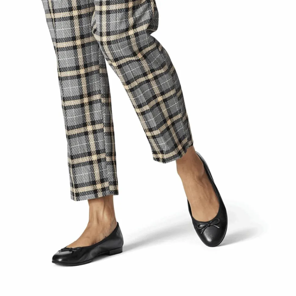 Alena Ballerinasko, Sort, 42