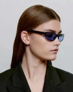 Alexa Solbriller, Demi Tortoise