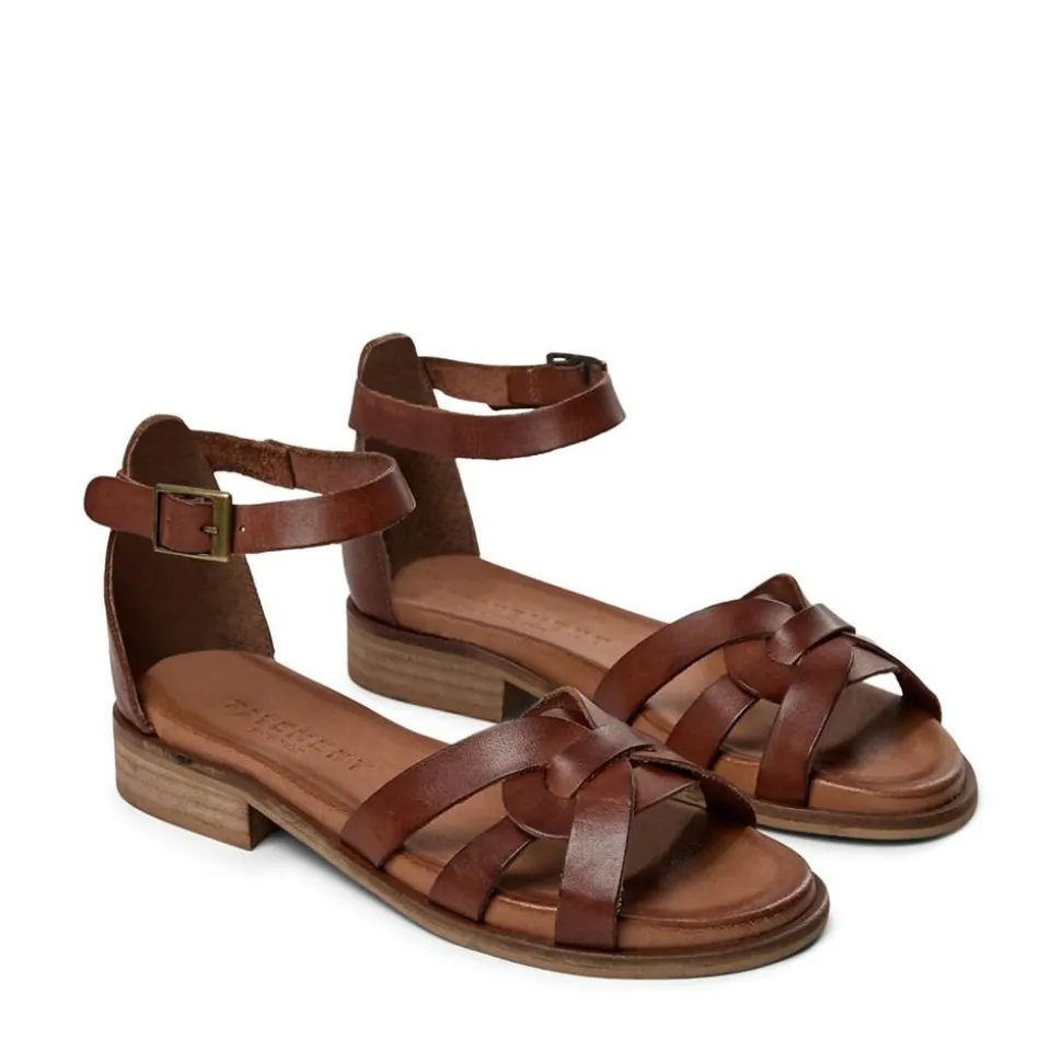 Aretha Sandaler, Tan, 36