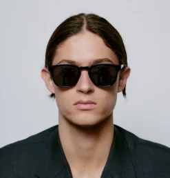 Bate Solbriller, Black