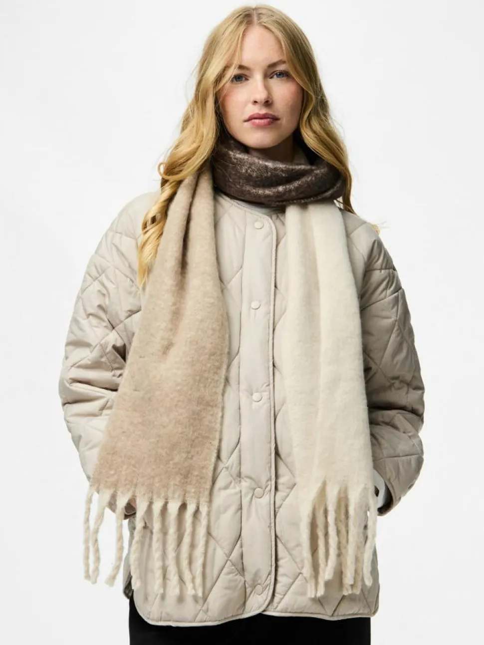 Bea Halstørklæde, Moonbeam