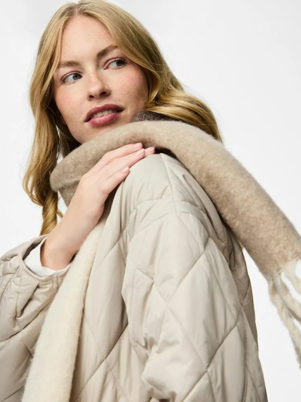 Bea Halstørklæde, Moonbeam