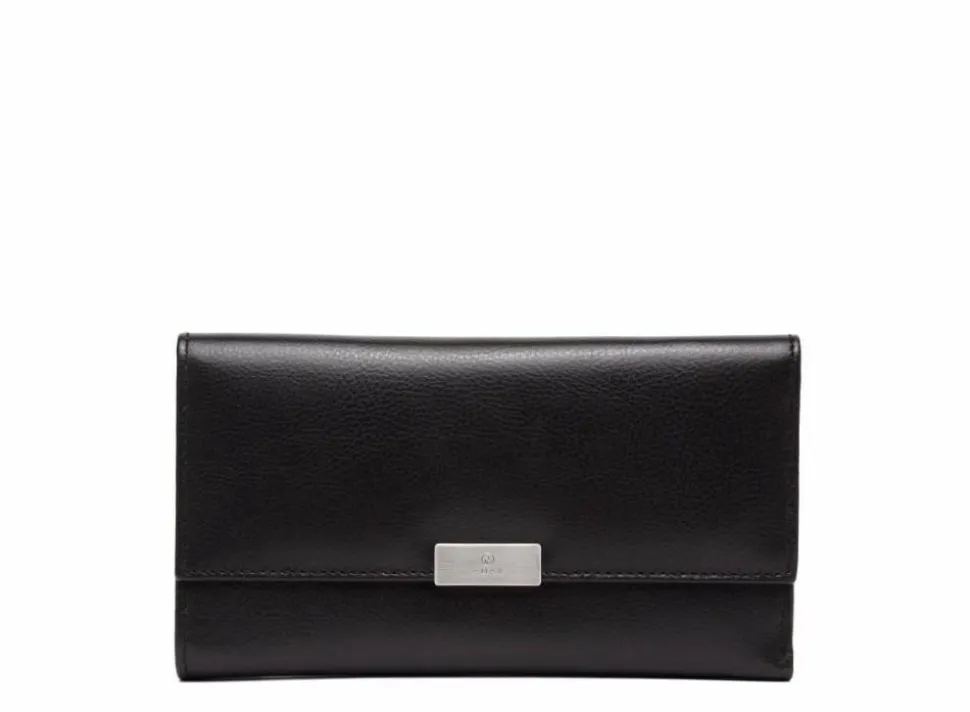 Celia Sigga Pung, Sort