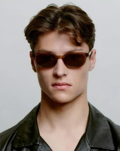 Charlie Solbriller, Smoke Transparent