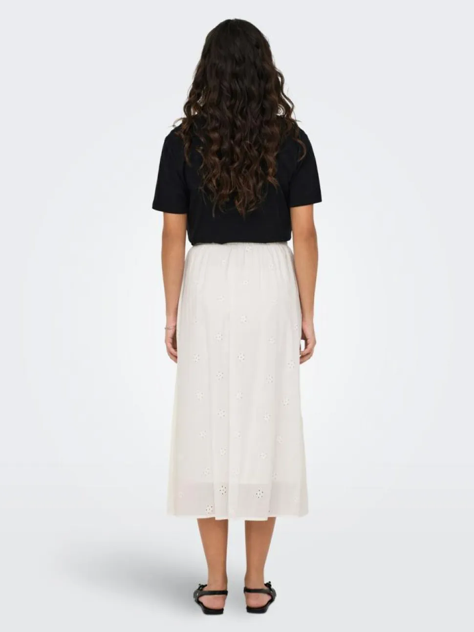 Clara Nederdel, Cloud Dancer, L