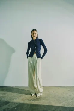 Connie Cardigan, Total Eclipse, XL