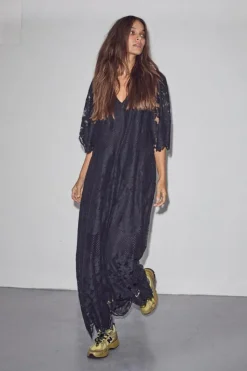 Curvey Lace Hem Kjole, Black, S