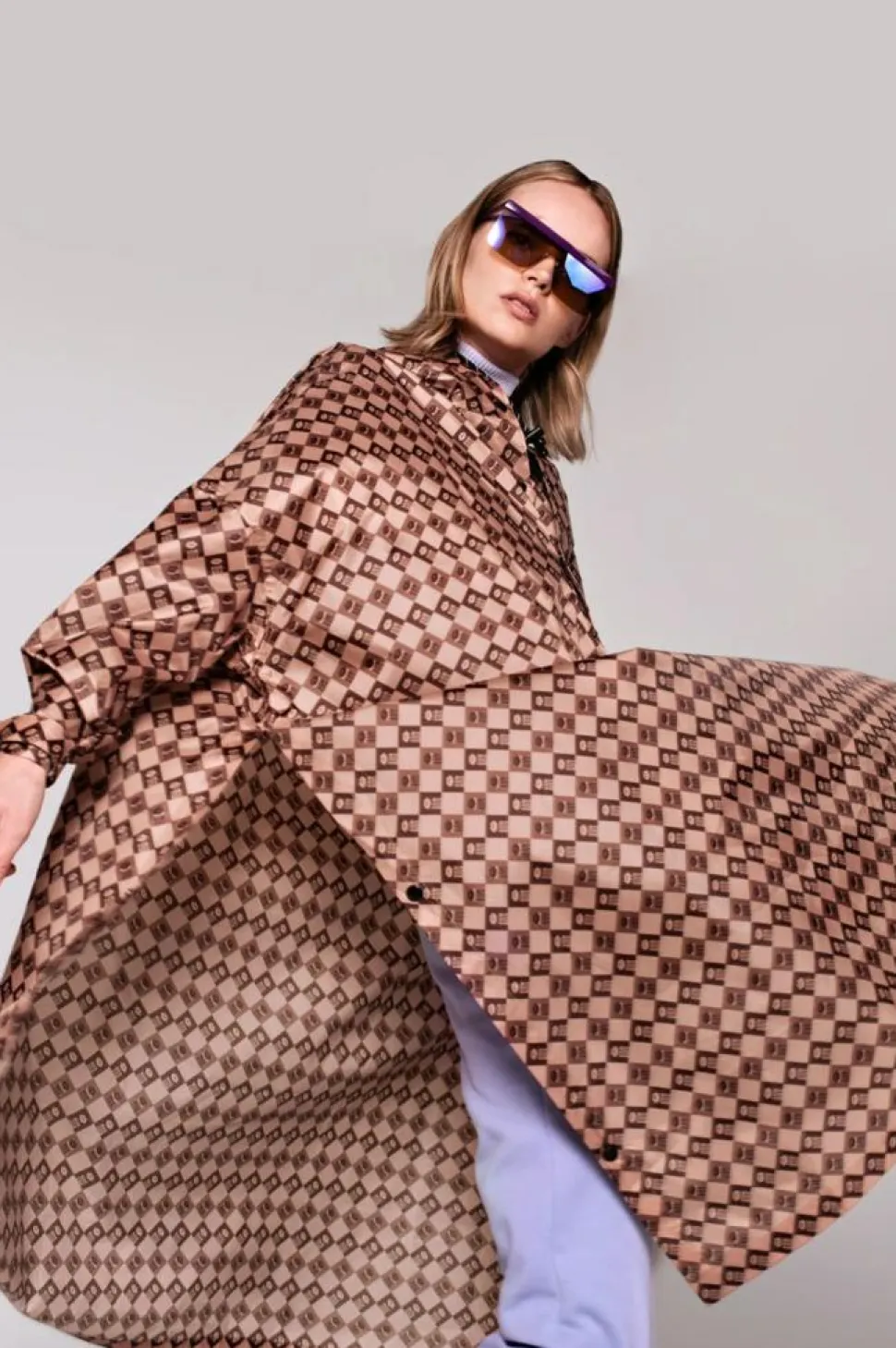 Damier Regnponcho, Damier