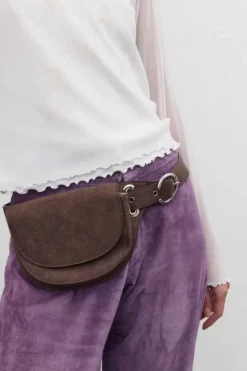 Eliza Bæltetaske, Coffee