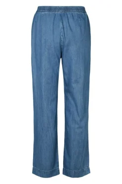 Elli Bukser, Blue Denim, 38