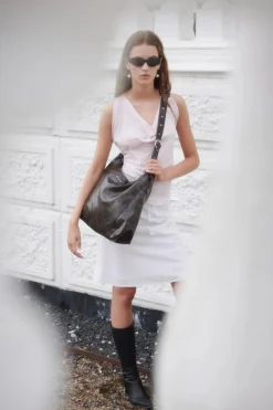 Ellie Crossbody, Brown Cracked