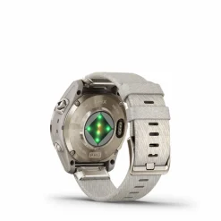 Epix Pro (Gen 2) 010-02802-20 Sapphire Edition Smartwatch, Soft Gold, 42 mm