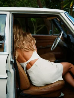 Ezza Structure Halterneck Vest, Off White, 40