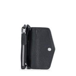 Faith Pung, Black Grain