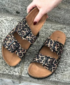 Fiona Sandaler, Leopard, 42