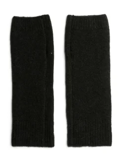 Fortuna Armvarmere, Black