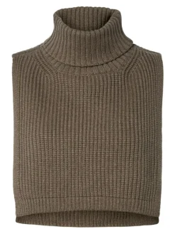 Janni Halsedisse, Morel