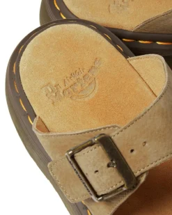 Josef Sandaler, Savannah Tan, 40