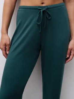 Josie Bukser, Eden Green, 44