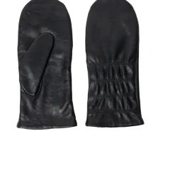 Kara S Vanter, Black, M