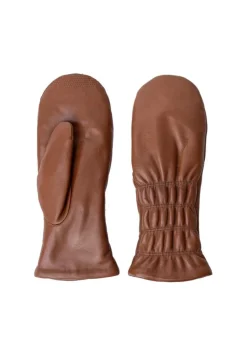 Kara S Vanter, Cognac, L