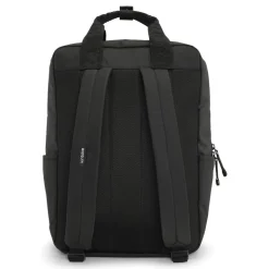 Karla Rygsæk, Black