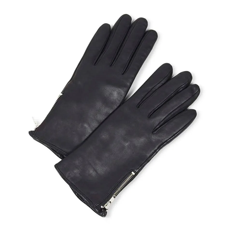 Kath Handsker, Black, 8