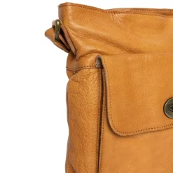 Kay Taske, Burned Tan