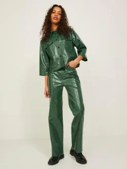 Kenya Bukser, Black Forest, S