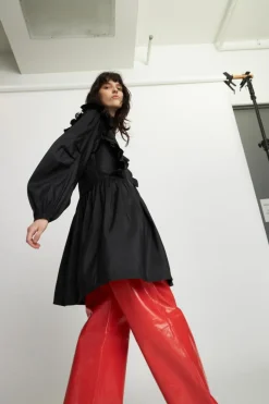 Kort Flæsekjole, Black, 34