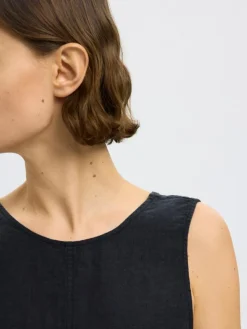 Linna Reversible Linen Top, Black, 40