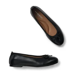 Lucy Ballerinasko, Black Nappa, 38