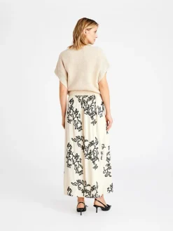 Mabell Nederdel, Sand, 38