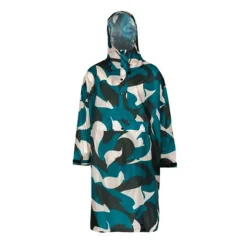 Malika Favre Animo Regnponcho, Petrol