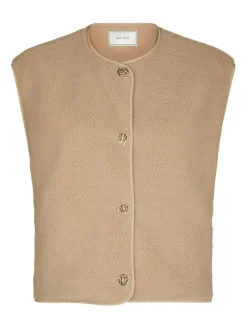 Mariko Teddy Vest, Sand, 42