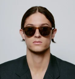 Marvin Solbriller, Smoke Transparent