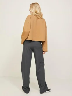 Mary Bukser, Asphalt, W29/L30