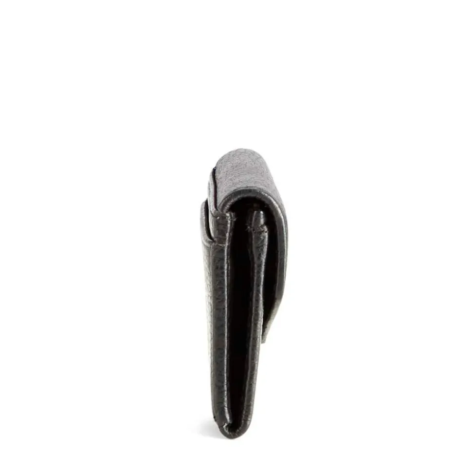 Megan Pung, Black Grain