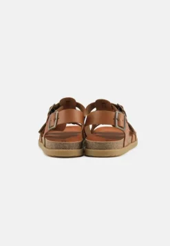 Mette Sandaler, Tan, 36