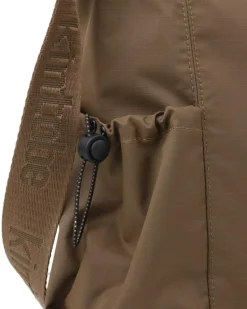 Milo Messenger, Earth Brown