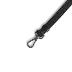 Molly Læderstrop, Black