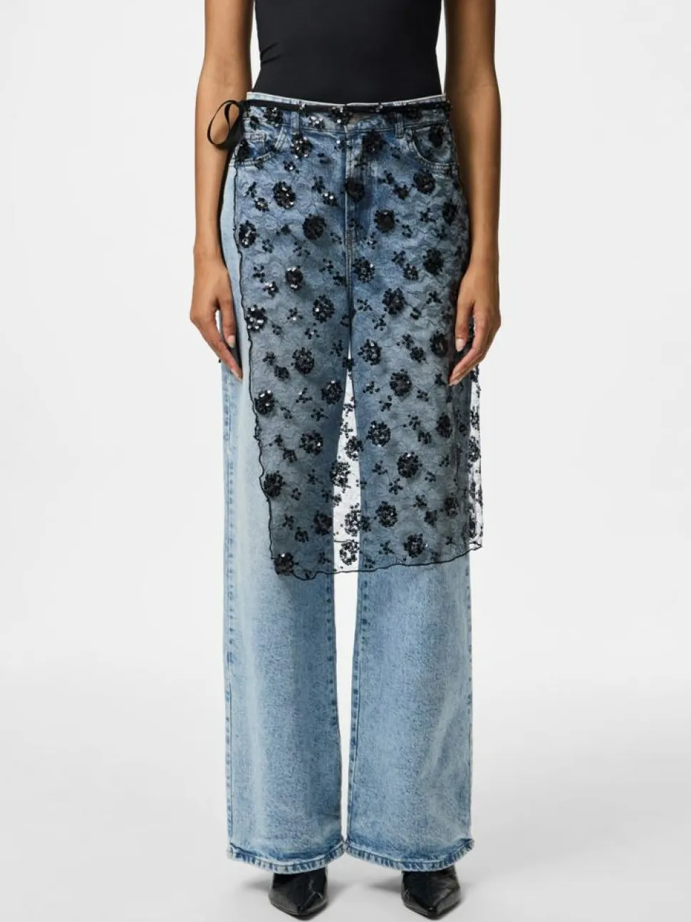 Natasja Lace Sarong, Black