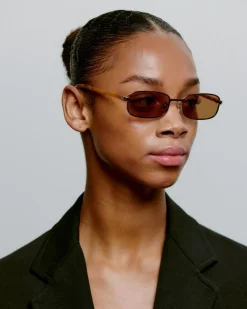 Noah Solbriller, Gold Burnt Amber