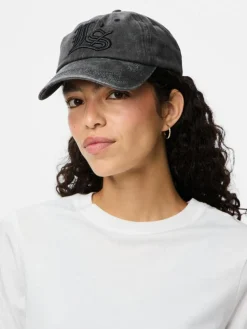 Olivia Cap, Black