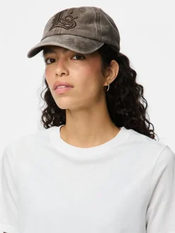 Olivia Cap, Delicioso