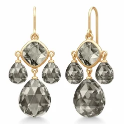 Olivia Øreringe, Smokey